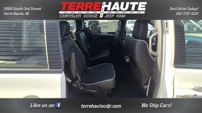 2027 Chrysler Pacifica Limited