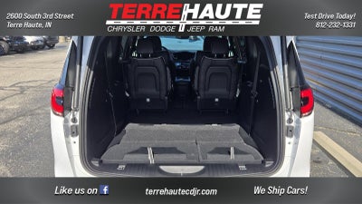 2027 Chrysler Pacifica Limited