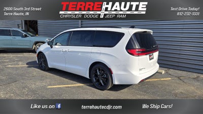 2027 Chrysler Pacifica Limited