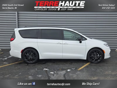 2026 Chrysler Pacifica Limited