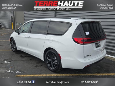 2026 Chrysler Pacifica Limited