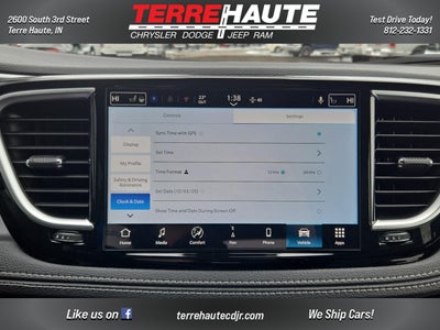 2026 Chrysler Pacifica Limited