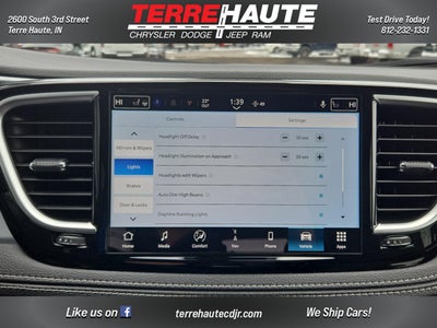 2026 Chrysler Pacifica Limited