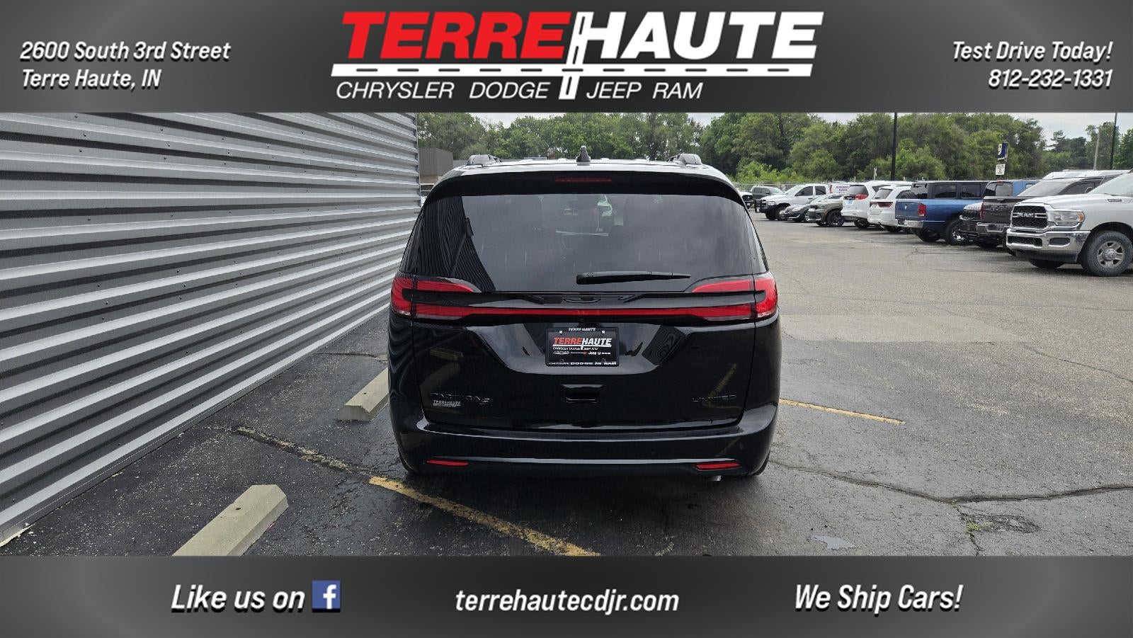 2027 Chrysler Pacifica Limited