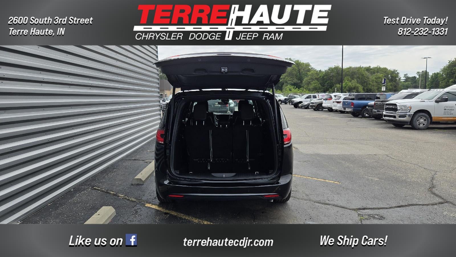 2027 Chrysler Pacifica Limited
