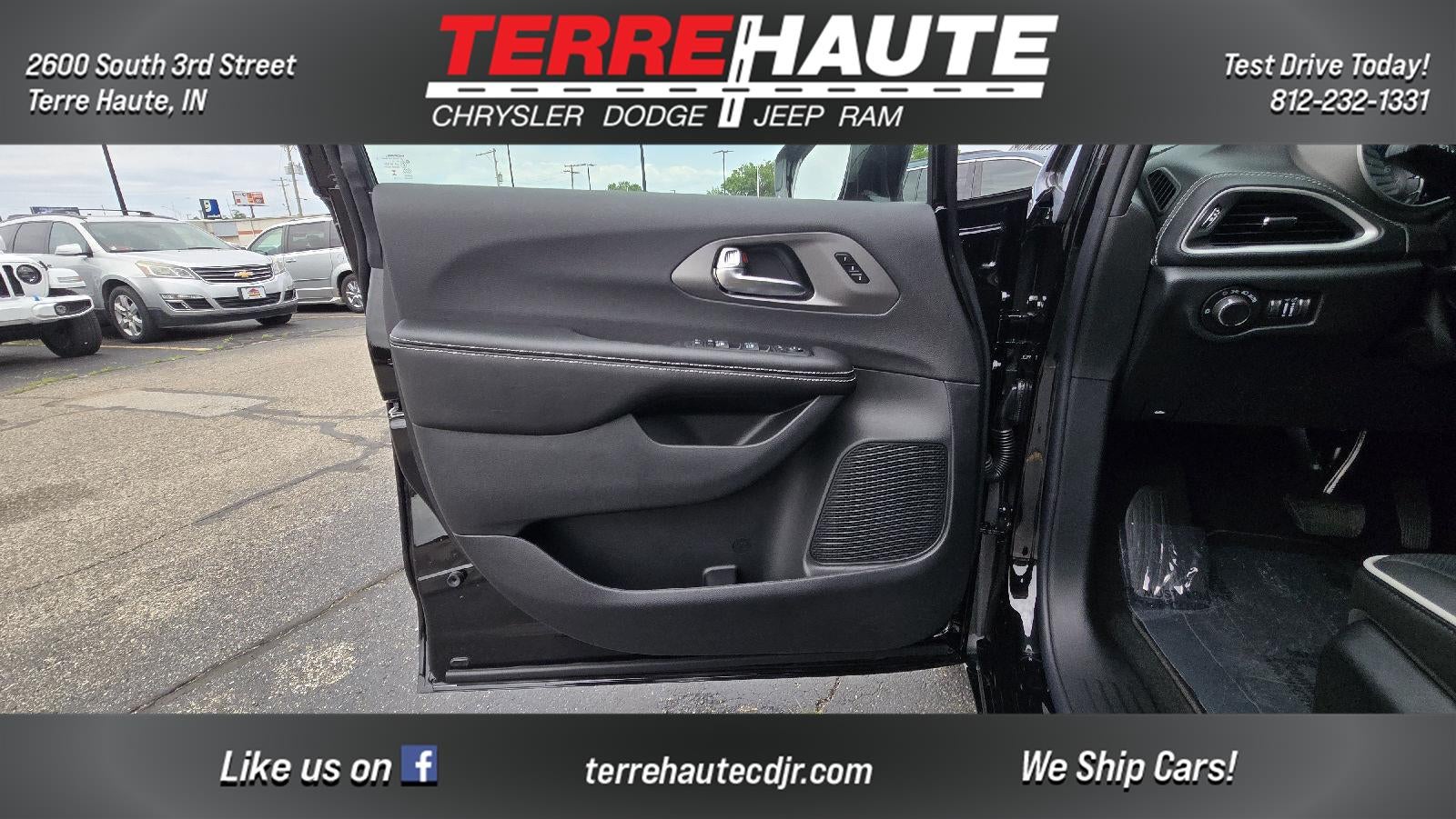 2027 Chrysler Pacifica Limited