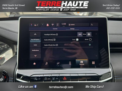 2026 Jeep Compass Latitude Altitude