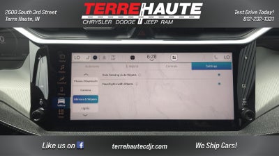 2026 Jeep Cherokee Laredo