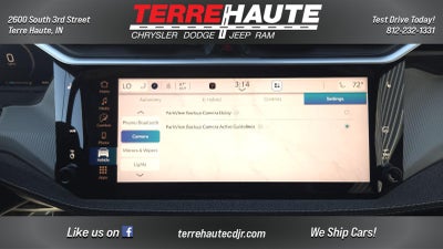 2026 Jeep Cherokee Laredo