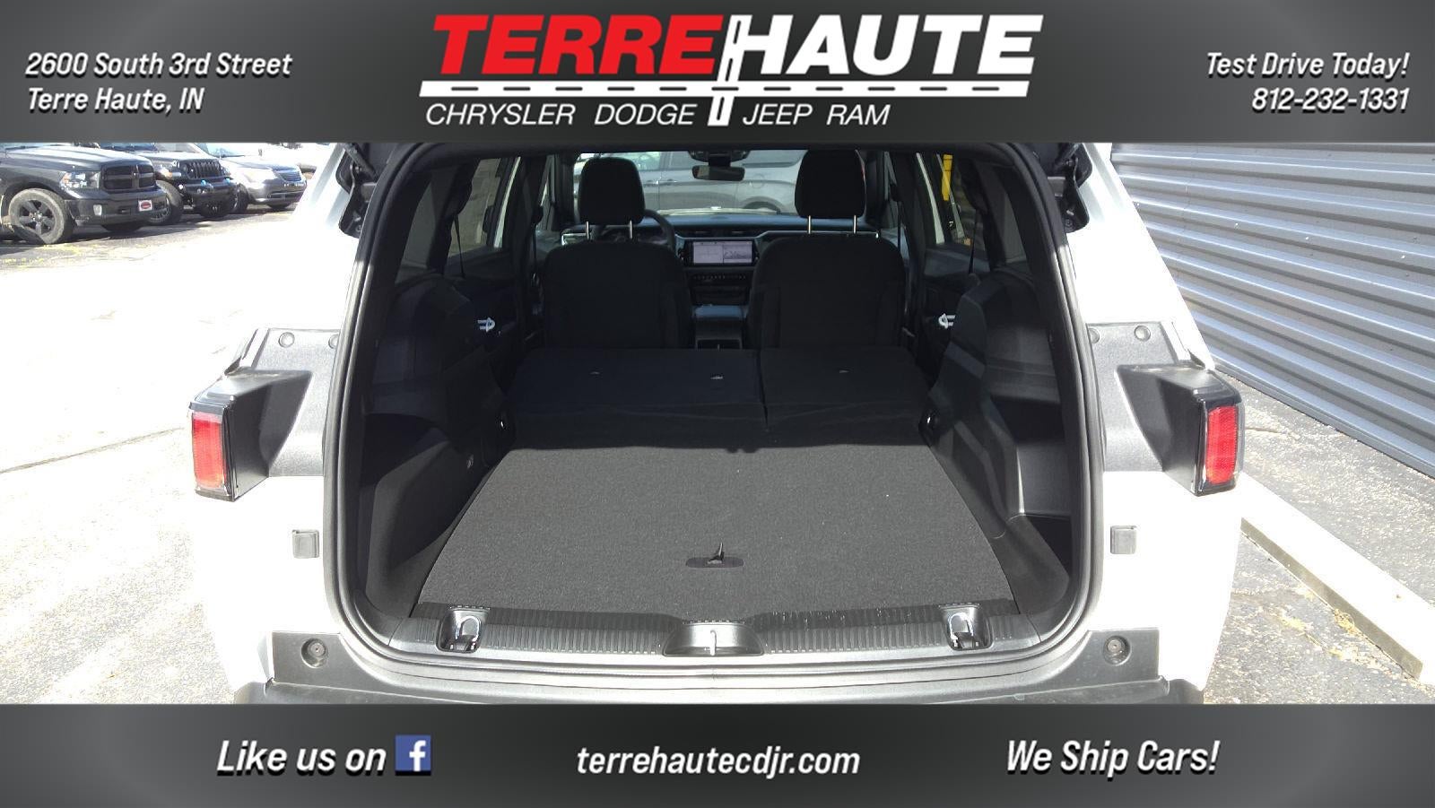 2026 Jeep Cherokee Laredo