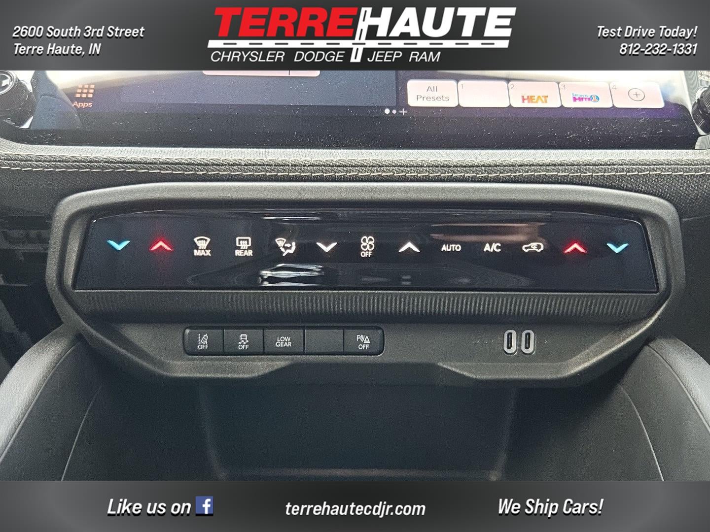 2026 Jeep Cherokee Laredo