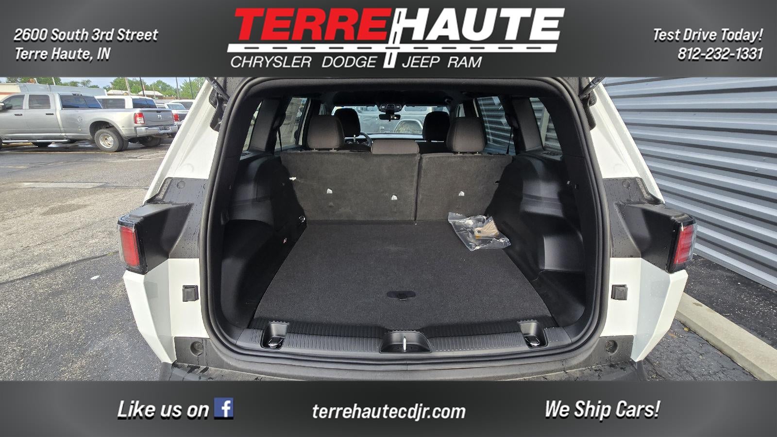 2026 Jeep Cherokee Laredo