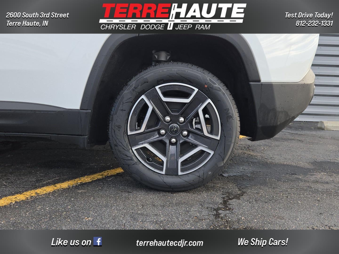 2026 Jeep Cherokee Laredo