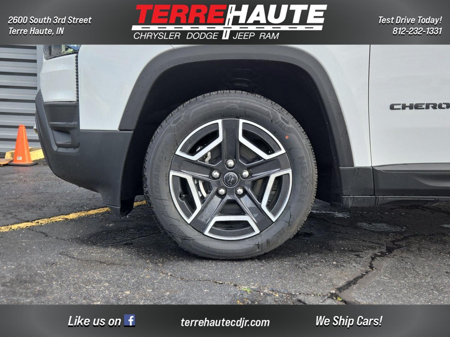 2026 Jeep Cherokee Laredo