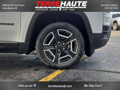 2026 Jeep Cherokee Laredo