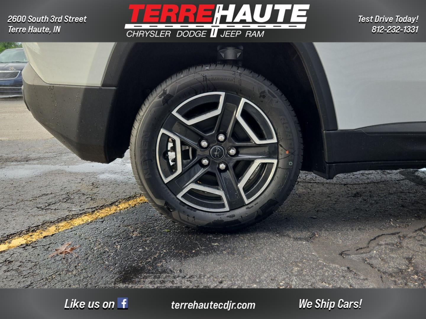 2026 Jeep Cherokee Laredo
