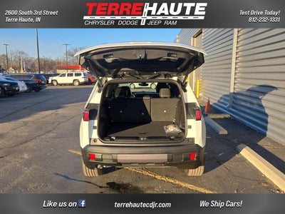 2026 Jeep Cherokee Overland