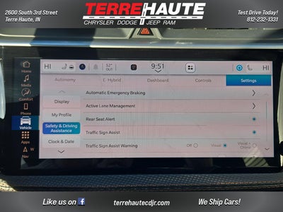 2026 Jeep Cherokee Overland