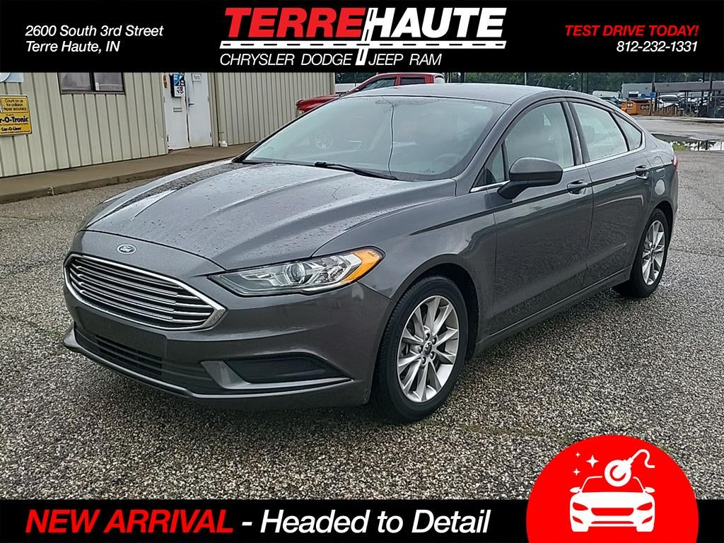 2017 Ford Fusion SE FWD's photo