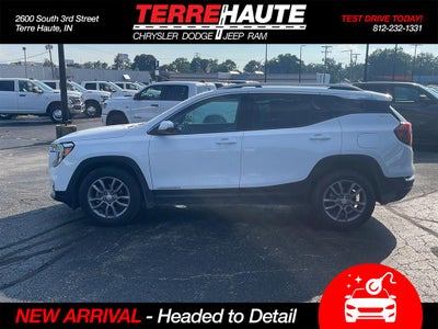 2024 GMC Terrain SLT