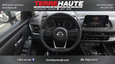 2024 Nissan Rogue SV