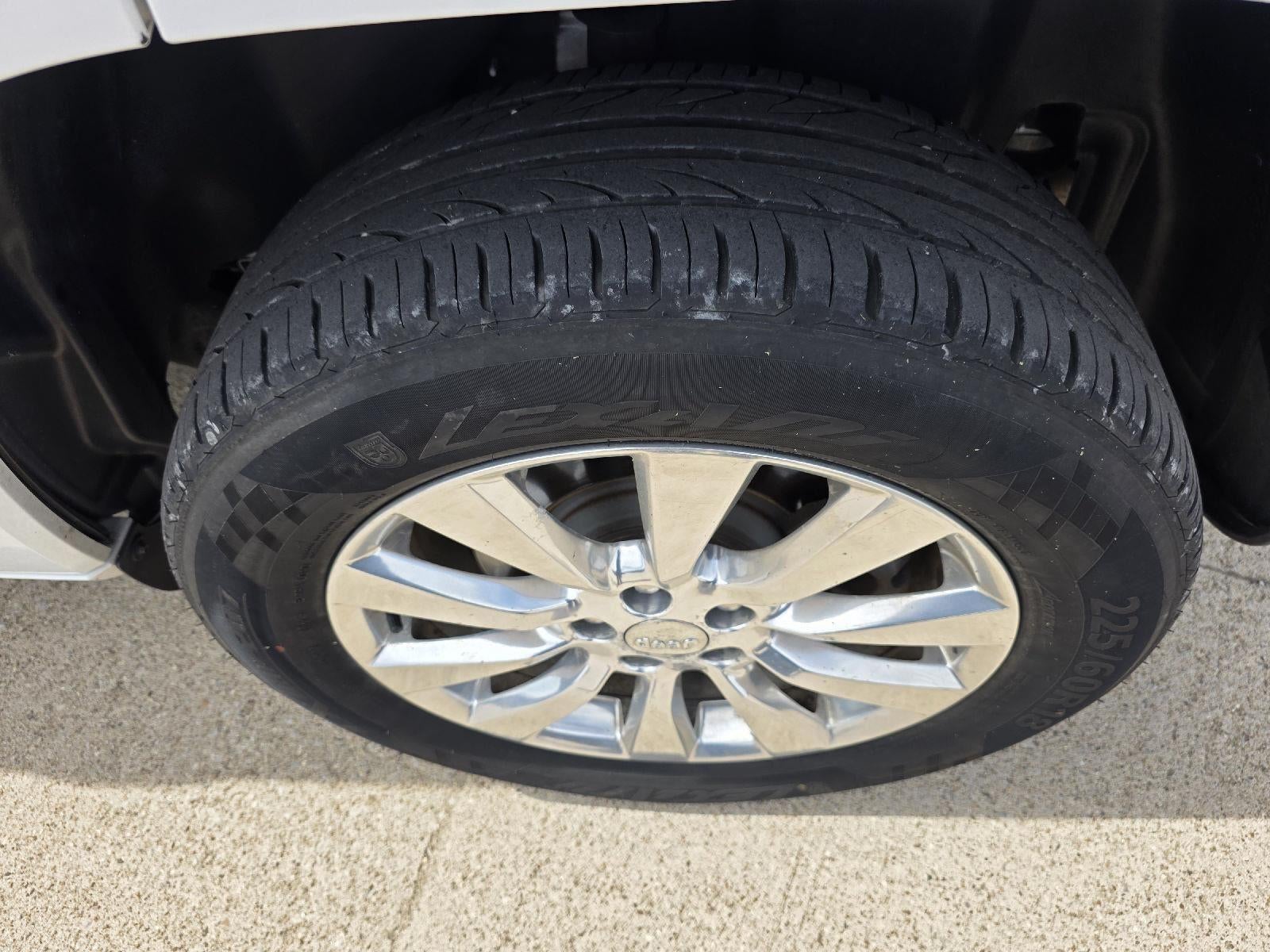 2017 Jeep Cherokee Overland