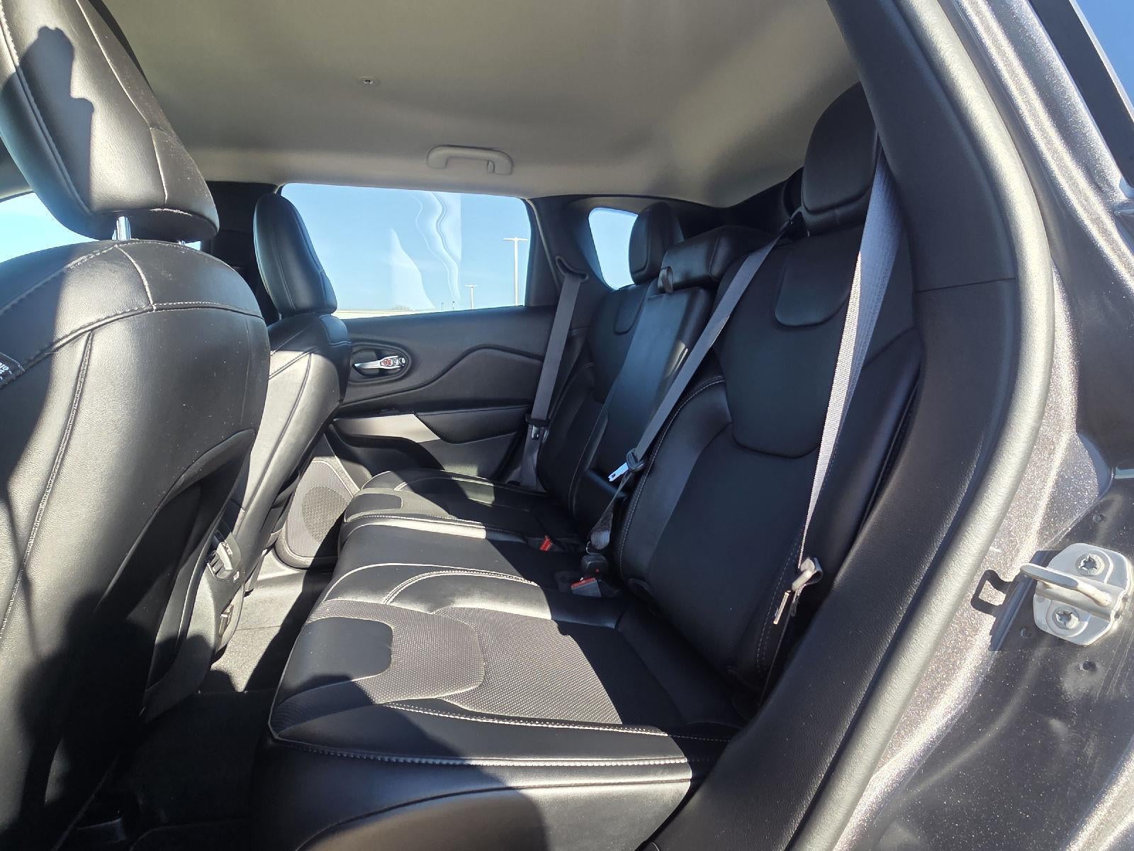 2022 Jeep Cherokee Latitude Lux