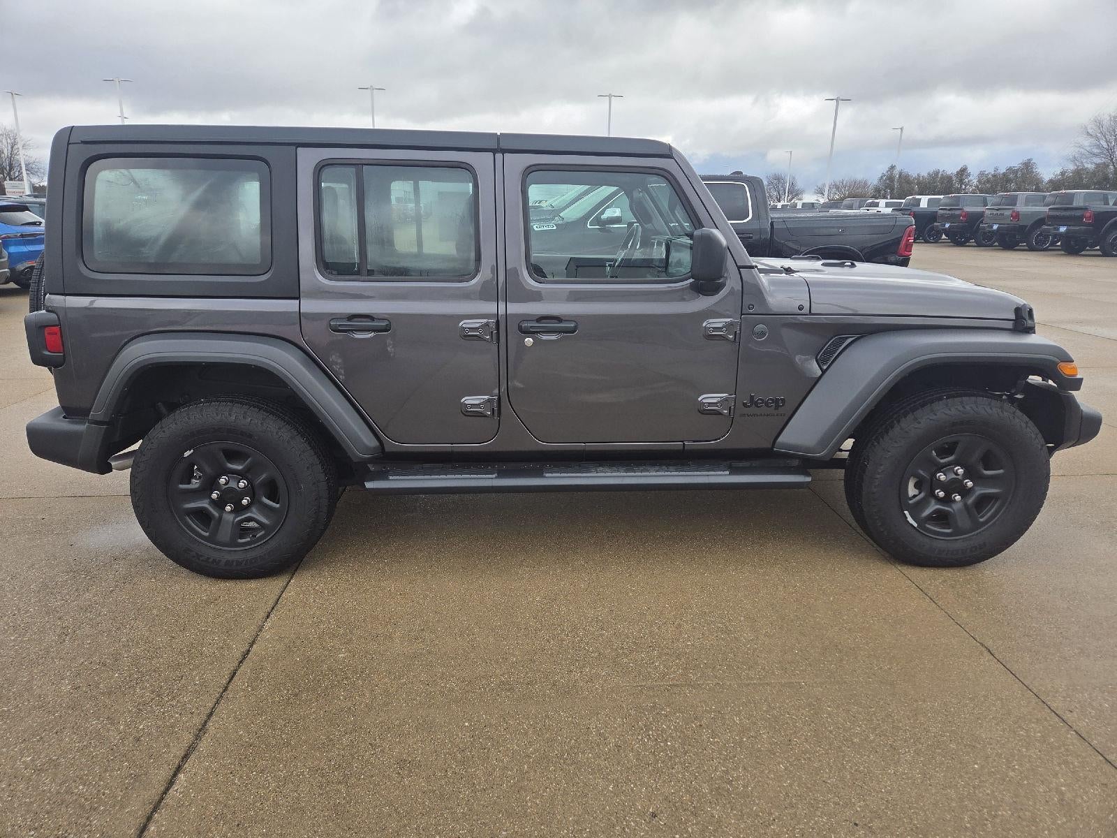2025 Jeep Wrangler Sport