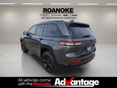 2022 Jeep Grand Cherokee Altitude