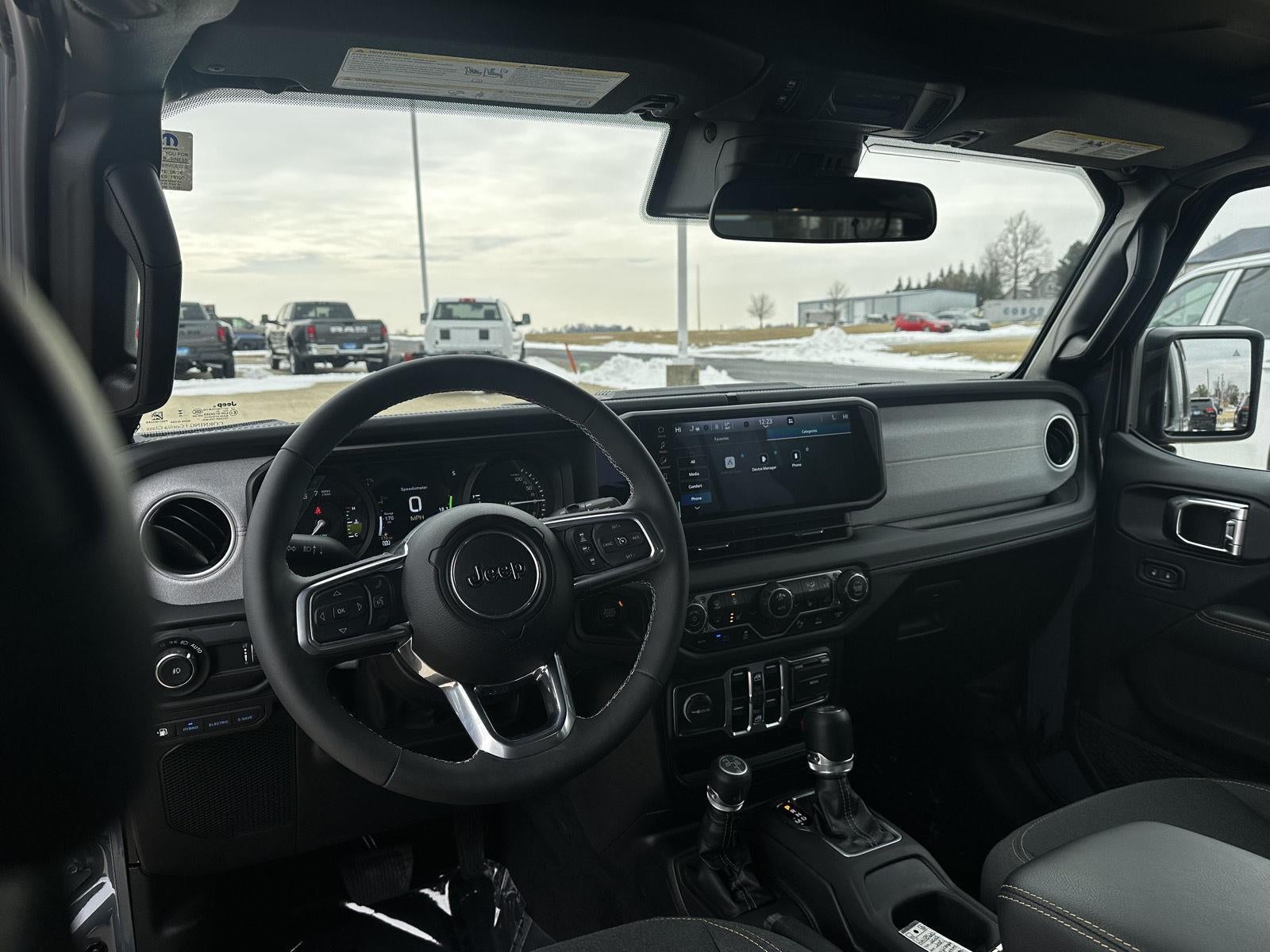 2025 Jeep Wrangler 4xe Sahara