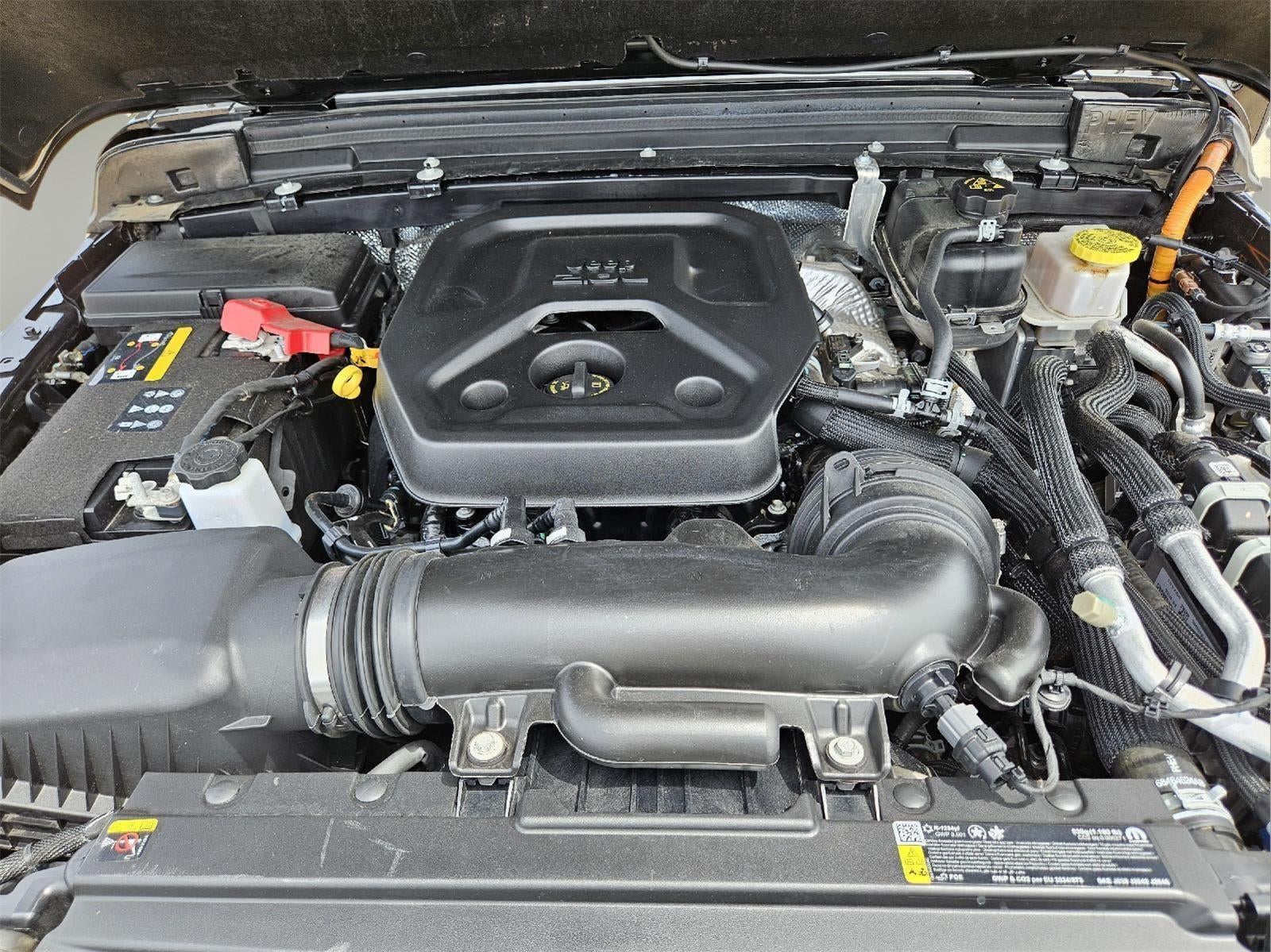 2025 Jeep Wrangler 4xe Sahara