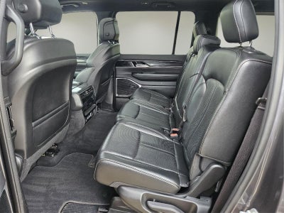 2023 Jeep Wagoneer Base 4X4
