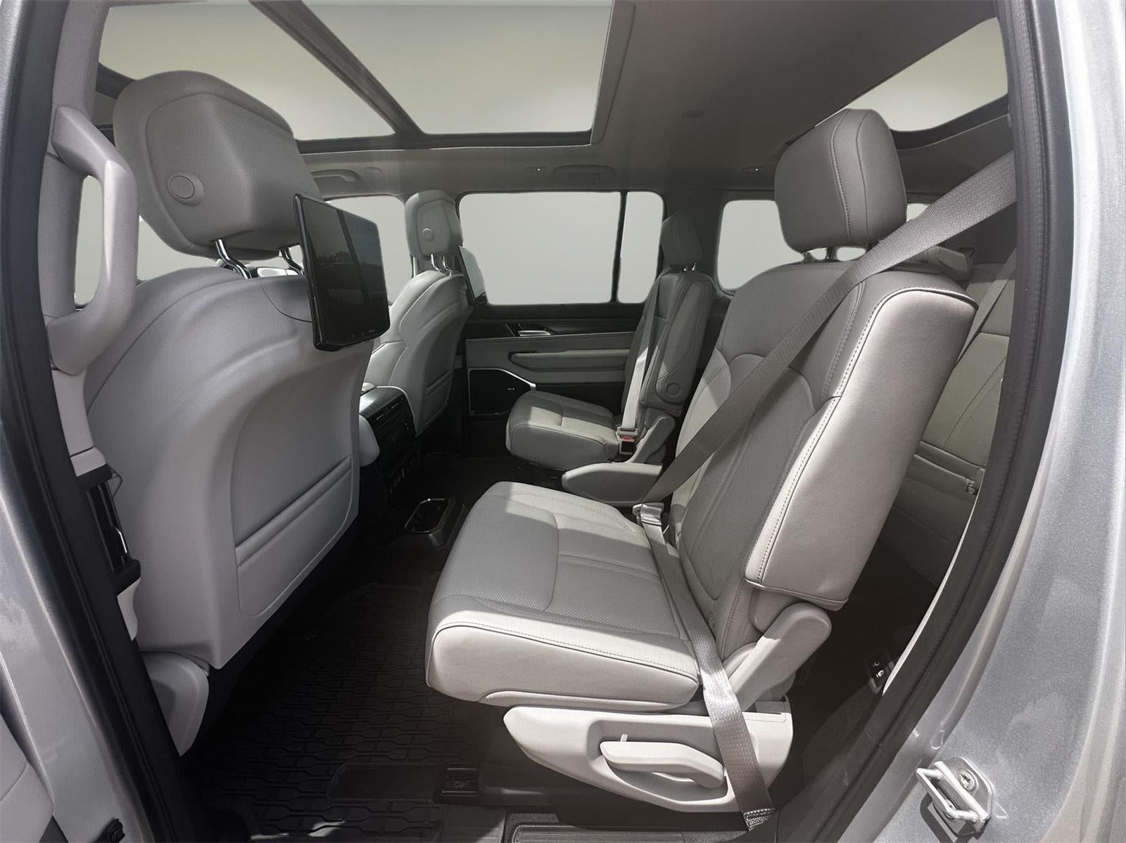 2024 Jeep Wagoneer Series III