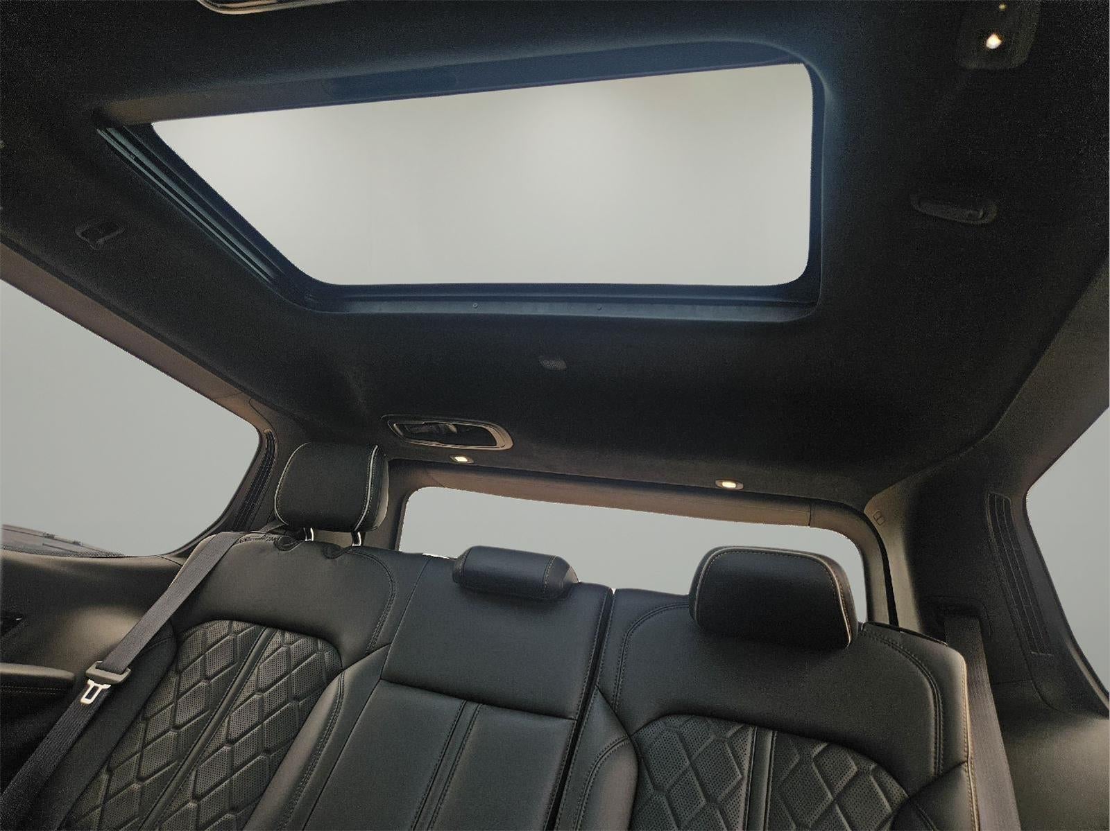 2022 Jeep Grand Wagoneer Series III