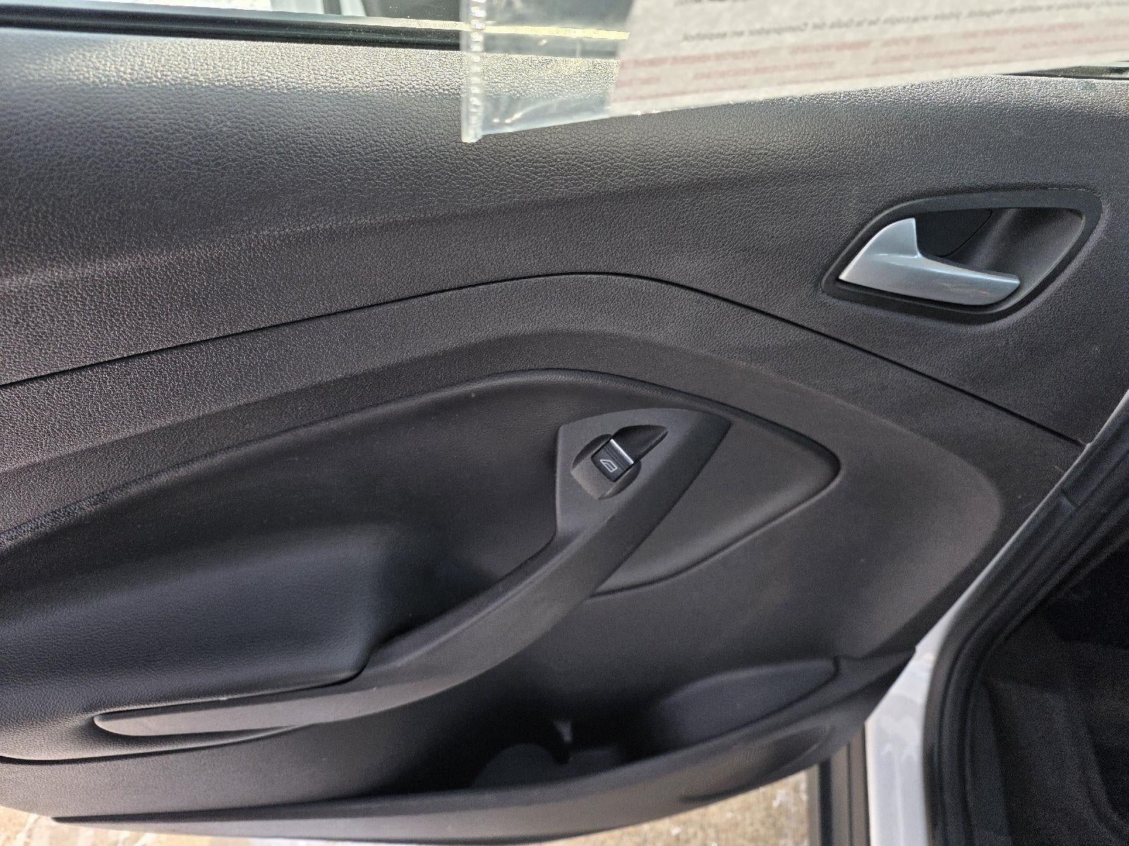 2015 Ford C-Max Hybrid SE