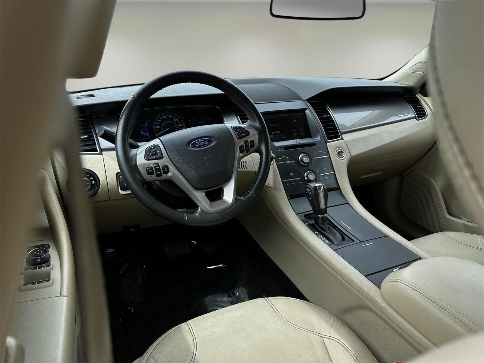 2014 Ford Taurus SEL