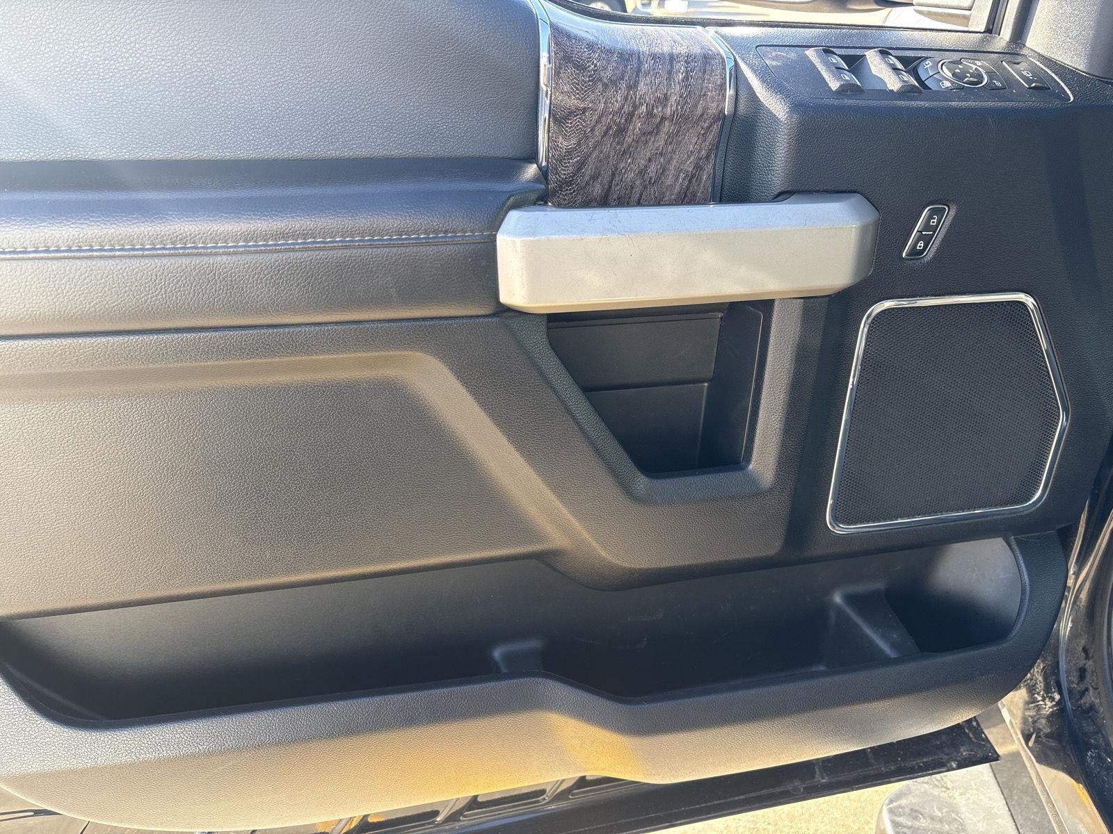 2017 Ford Super Duty F-250 Lariat