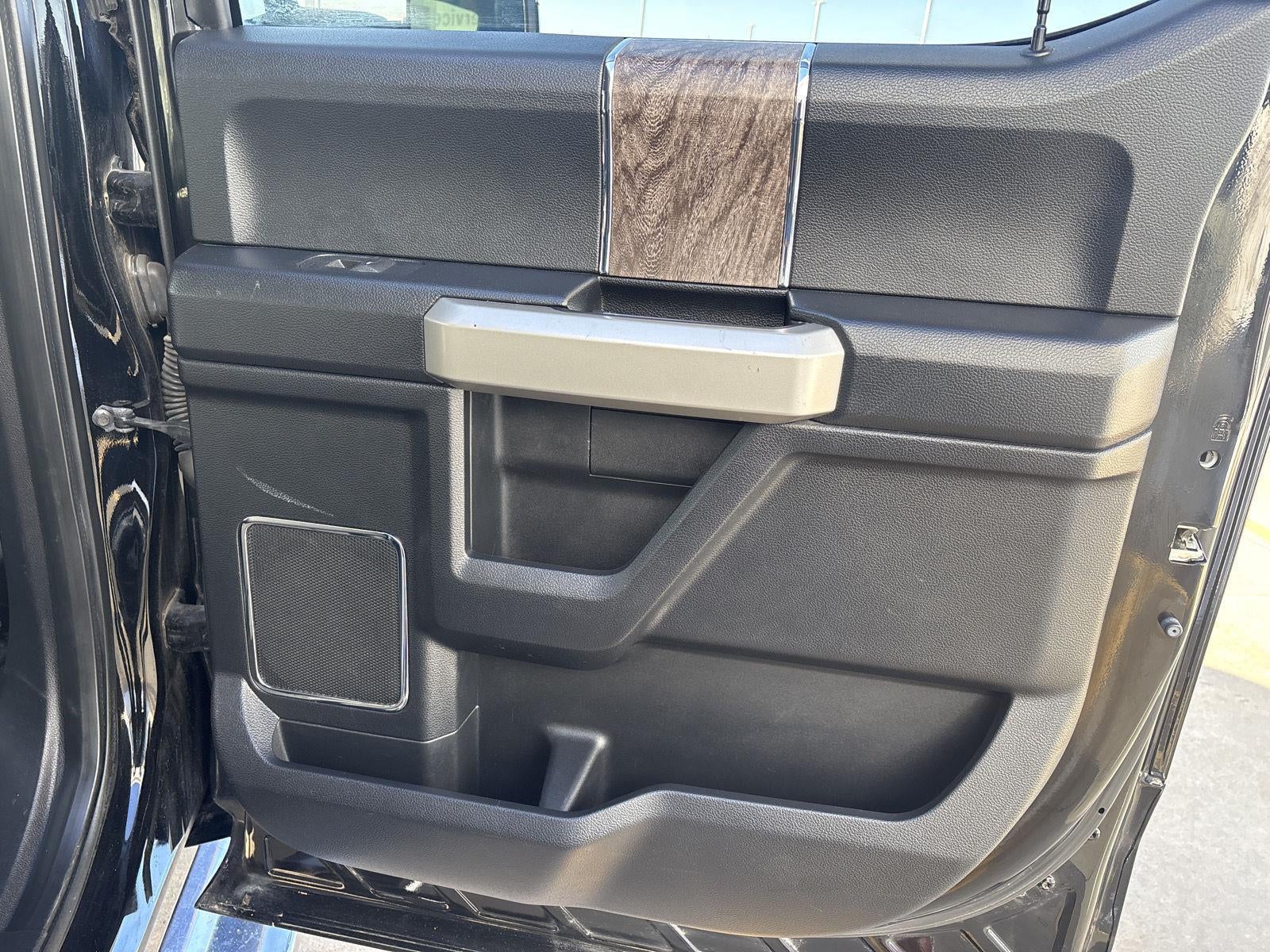 2017 Ford Super Duty F-250 Lariat