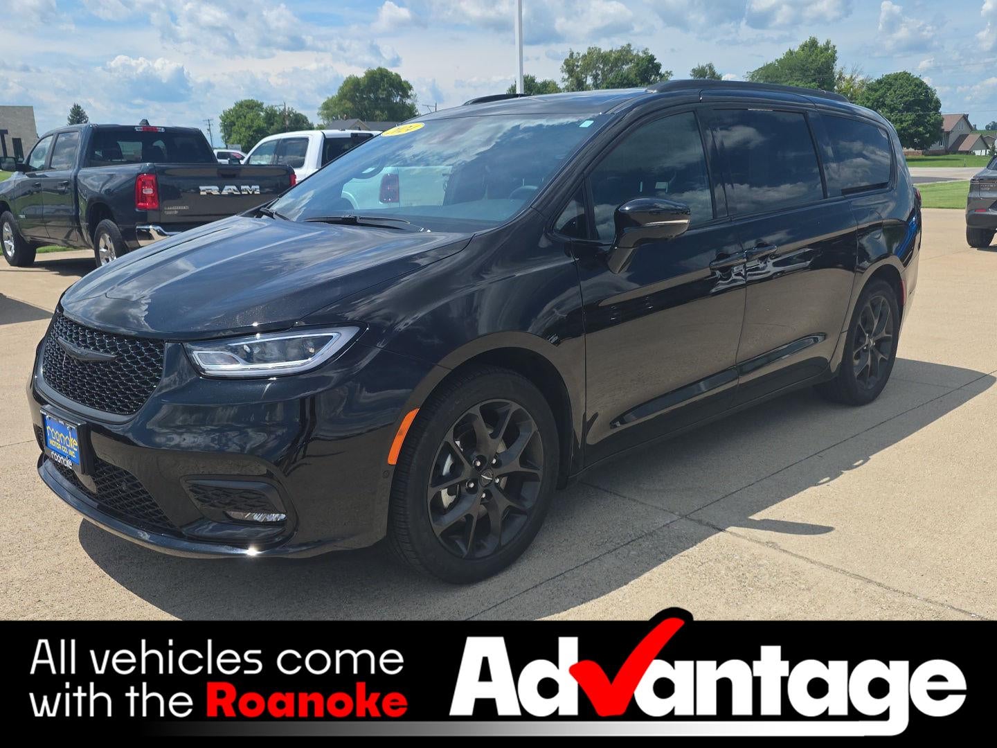 2024 Chrysler PACIFICA TOURING L FWD