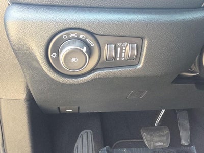 2024 Chrysler PACIFICA TOURING L FWD