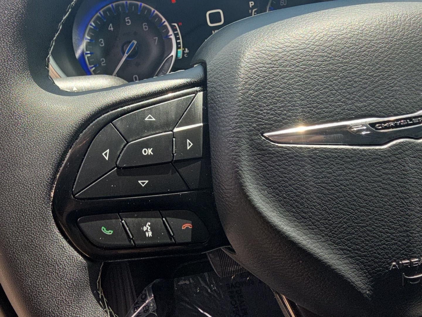 2024 Chrysler PACIFICA TOURING L FWD