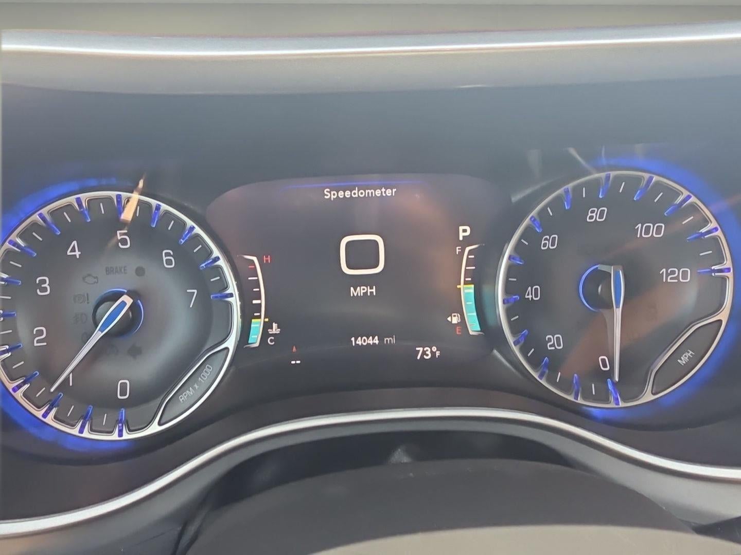2024 Chrysler PACIFICA TOURING L FWD