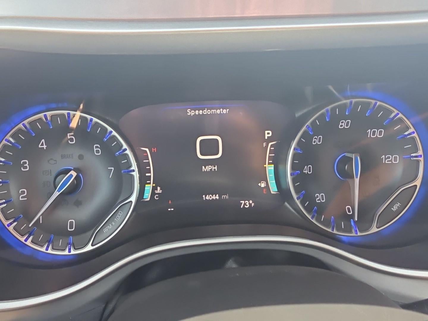 2024 Chrysler PACIFICA TOURING L FWD