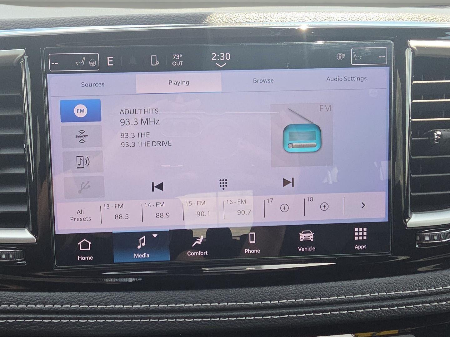 2024 Chrysler PACIFICA TOURING L FWD