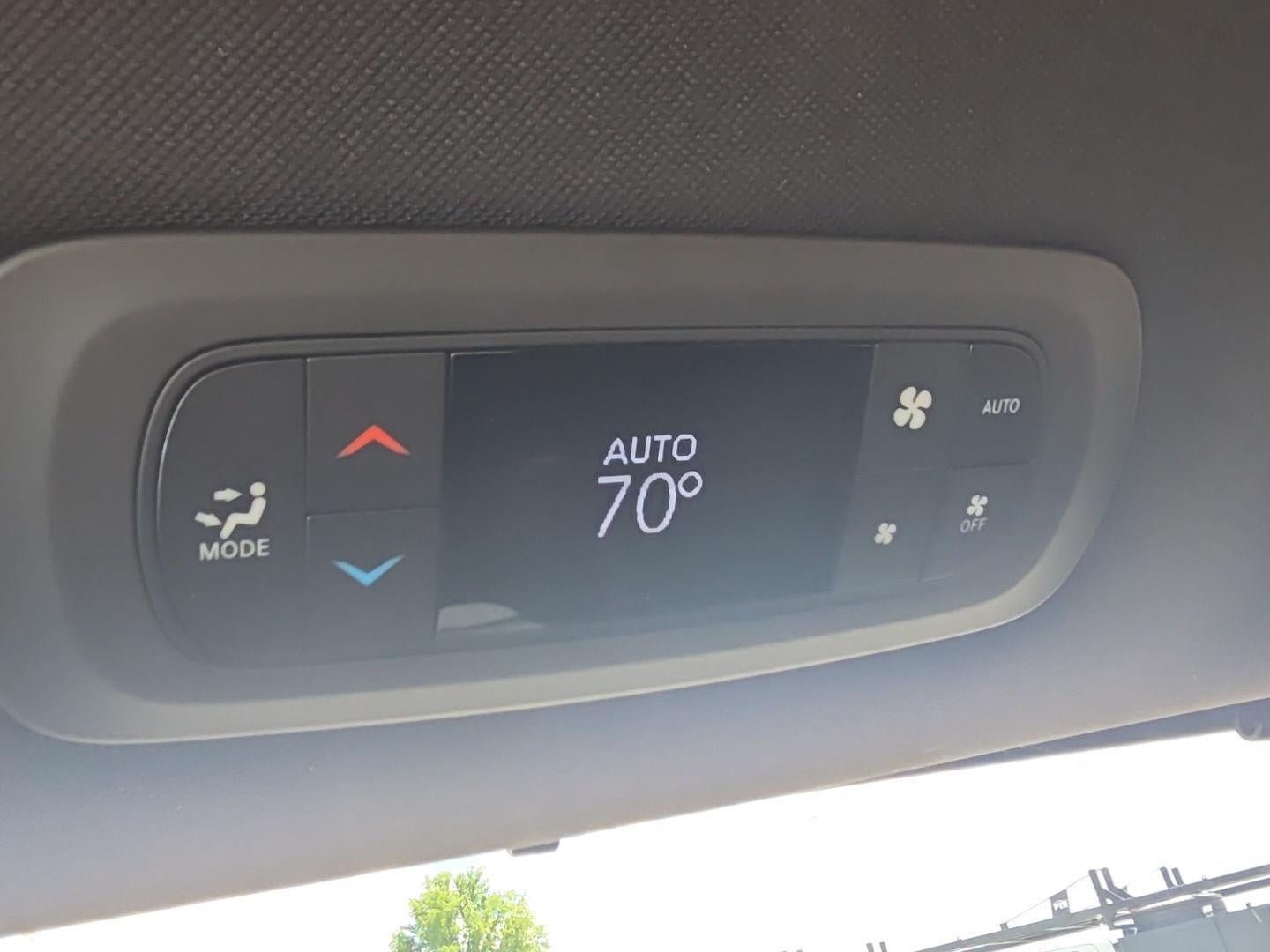 2024 Chrysler PACIFICA TOURING L FWD
