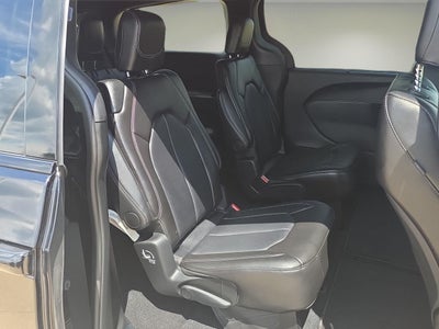 2024 Chrysler PACIFICA TOURING L FWD
