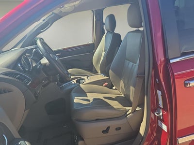 2013 Chrysler Town & Country Touring-L