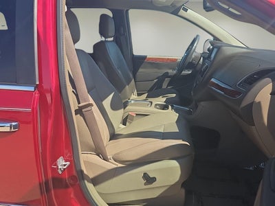 2013 Chrysler Town & Country Touring-L