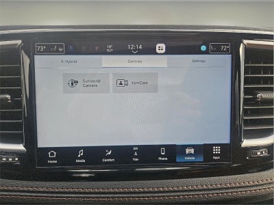 2025 Chrysler Pacifica Hybrid Pinnacle