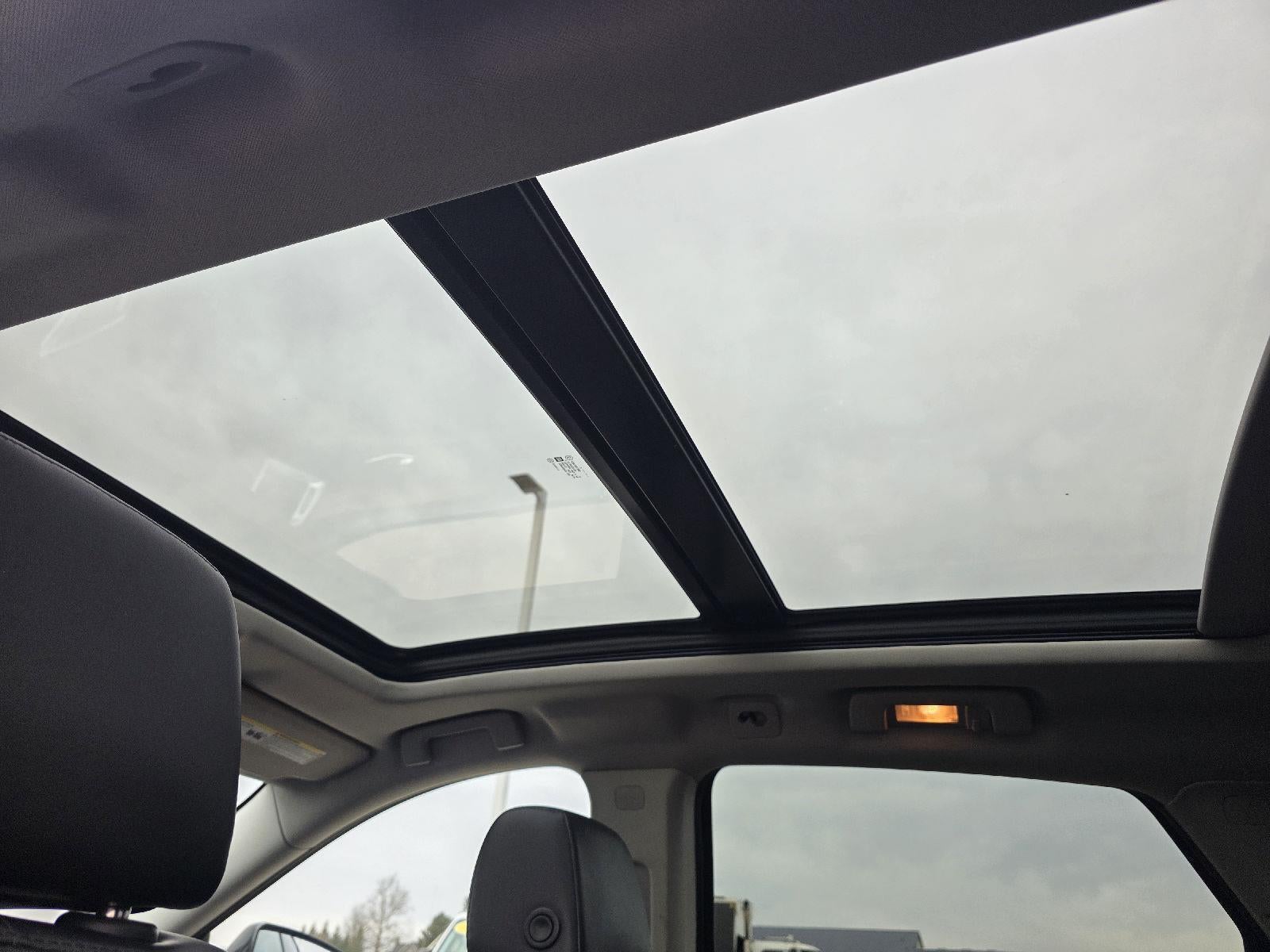 2011 Cadillac SRX Luxury Collection